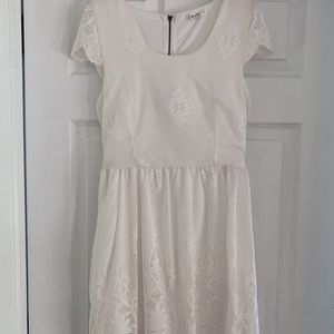 Women’s White Lace Mini Dress